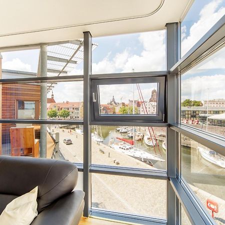 Hochwertige Apartments Im Stralsunder Hafen Bagian luar foto