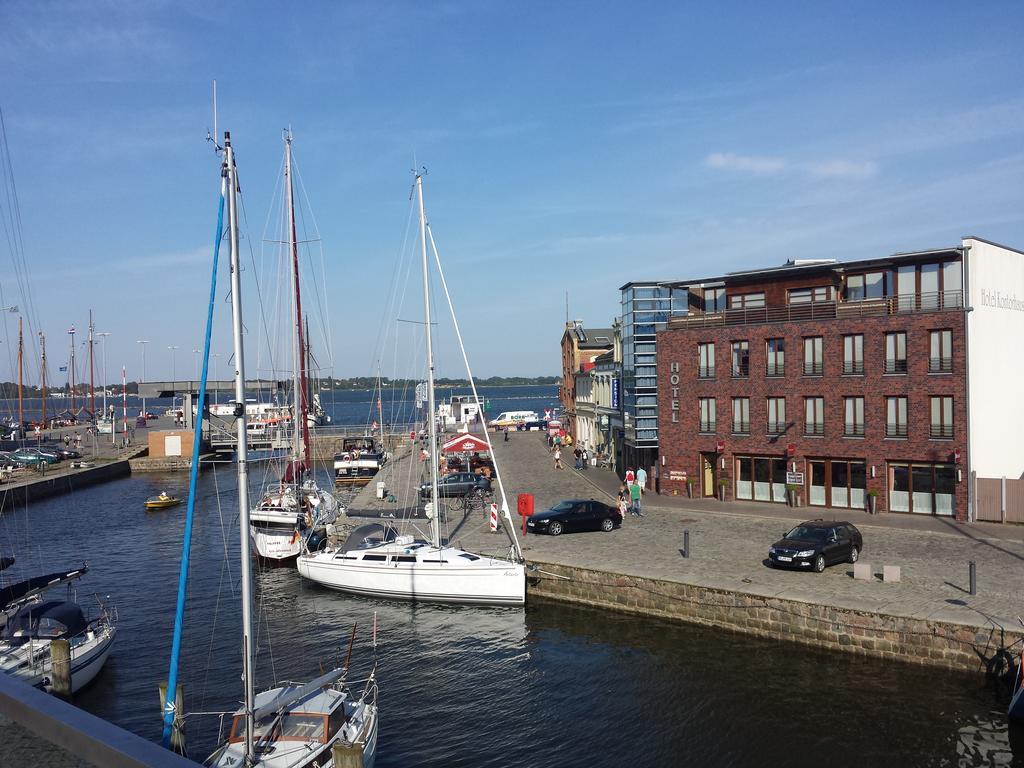 Hochwertige Apartments Im Stralsunder Hafen Bagian luar foto