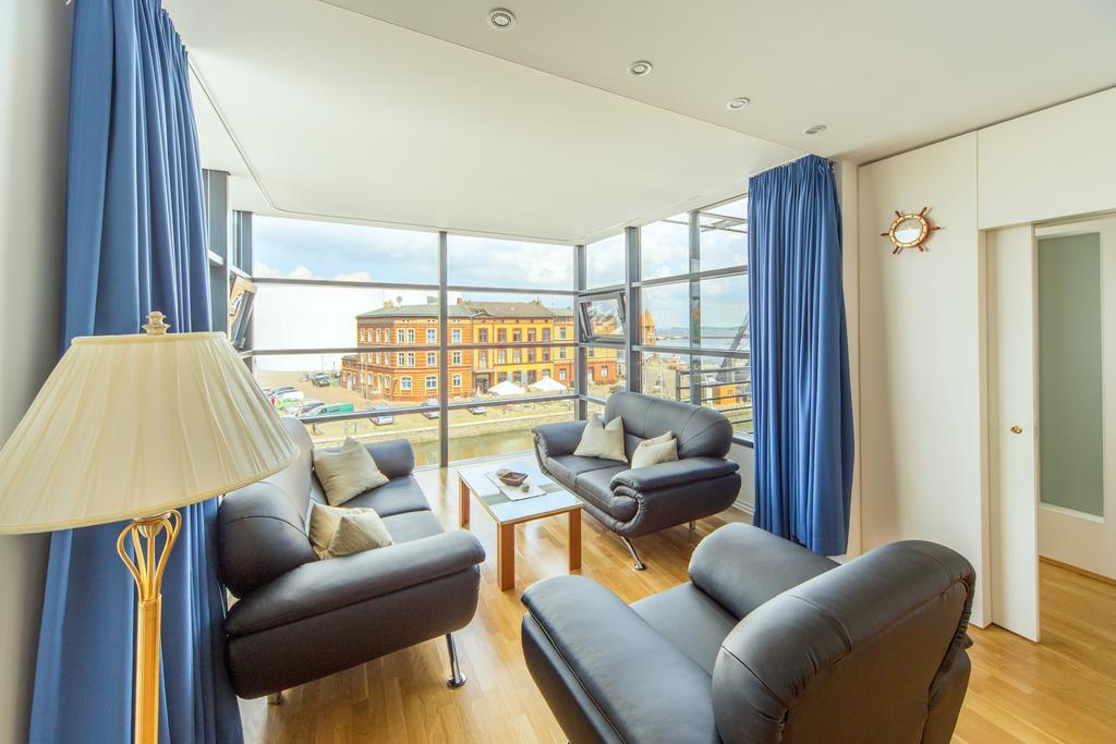 Hochwertige Apartments Im Stralsunder Hafen Bagian luar foto